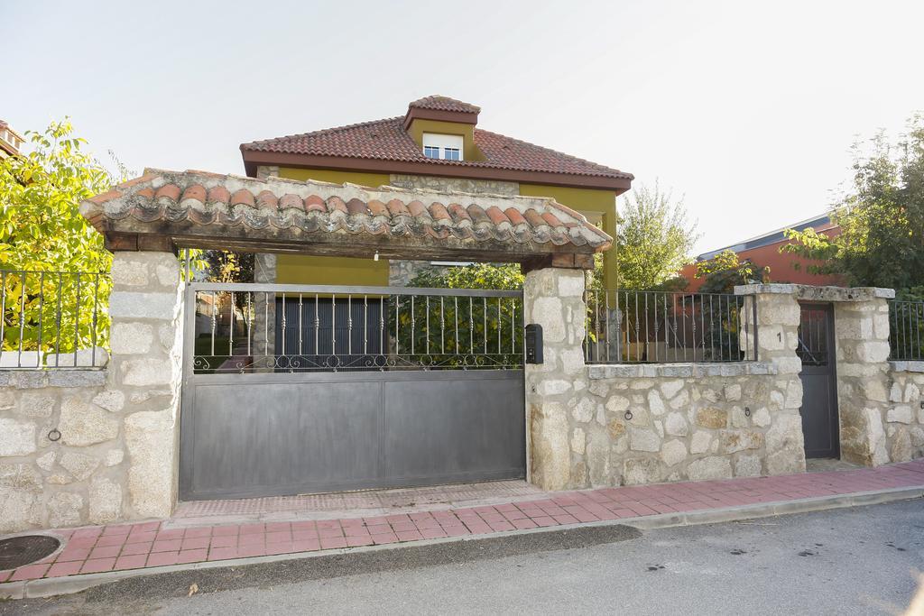 En Casa De Carlos Ortigosa del Monte Zewnętrze zdjęcie