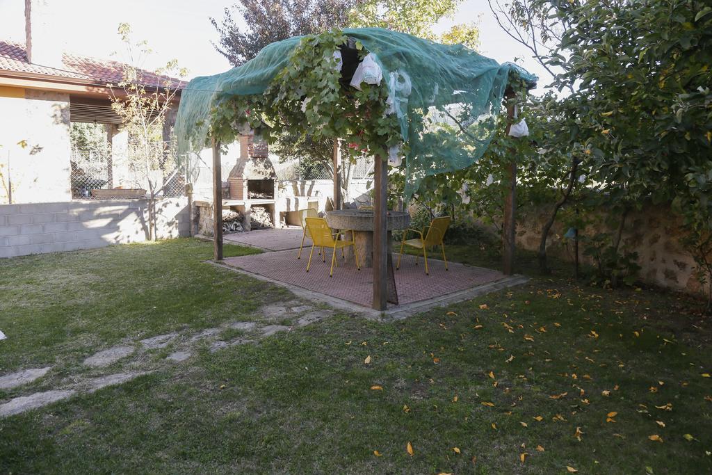 En Casa De Carlos Ortigosa del Monte Zewnętrze zdjęcie