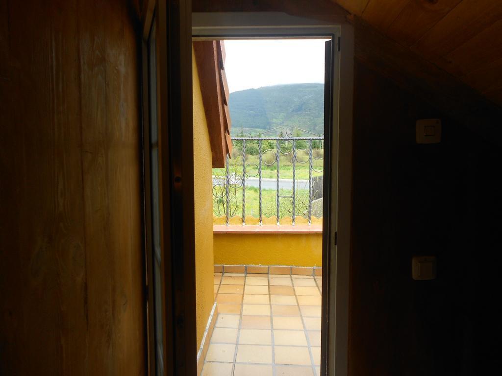 En Casa De Carlos Ortigosa del Monte Zewnętrze zdjęcie